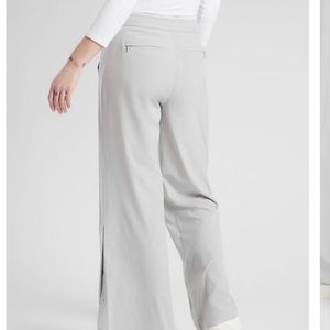 Athleta Gramercy Pant Size 6 Light Gray